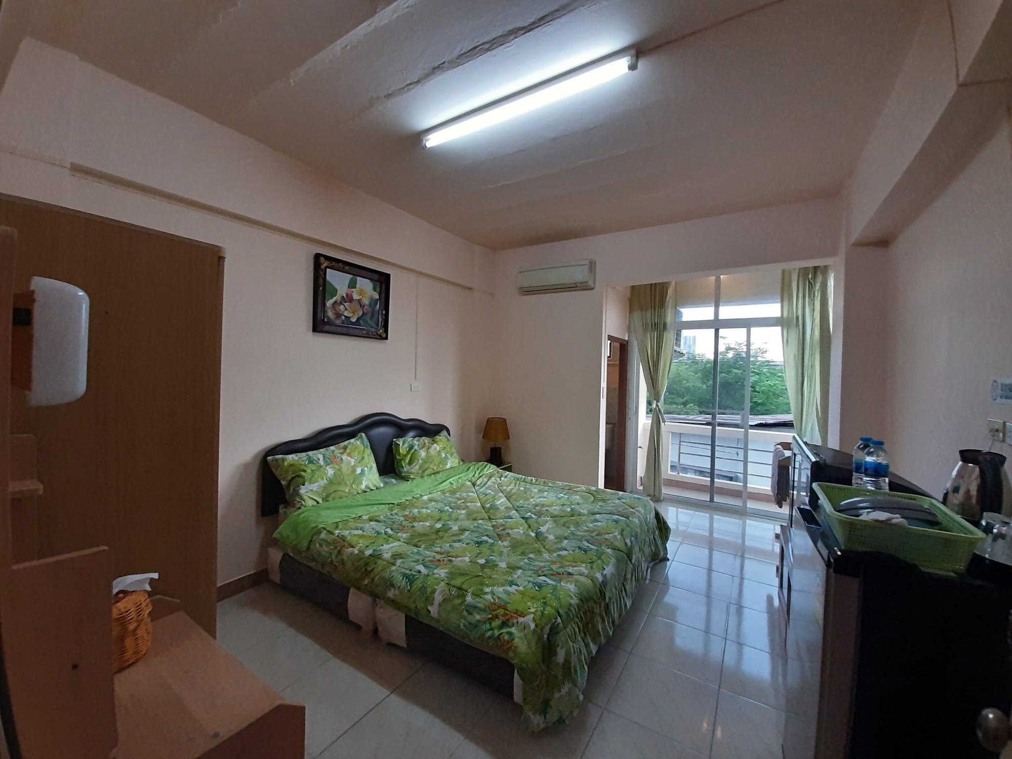 Vanlisut Hotel Ngamwongwan Νονταμπουρί Εξωτερικό φωτογραφία