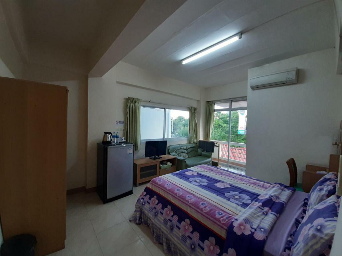 Vanlisut Hotel Ngamwongwan Νονταμπουρί Εξωτερικό φωτογραφία